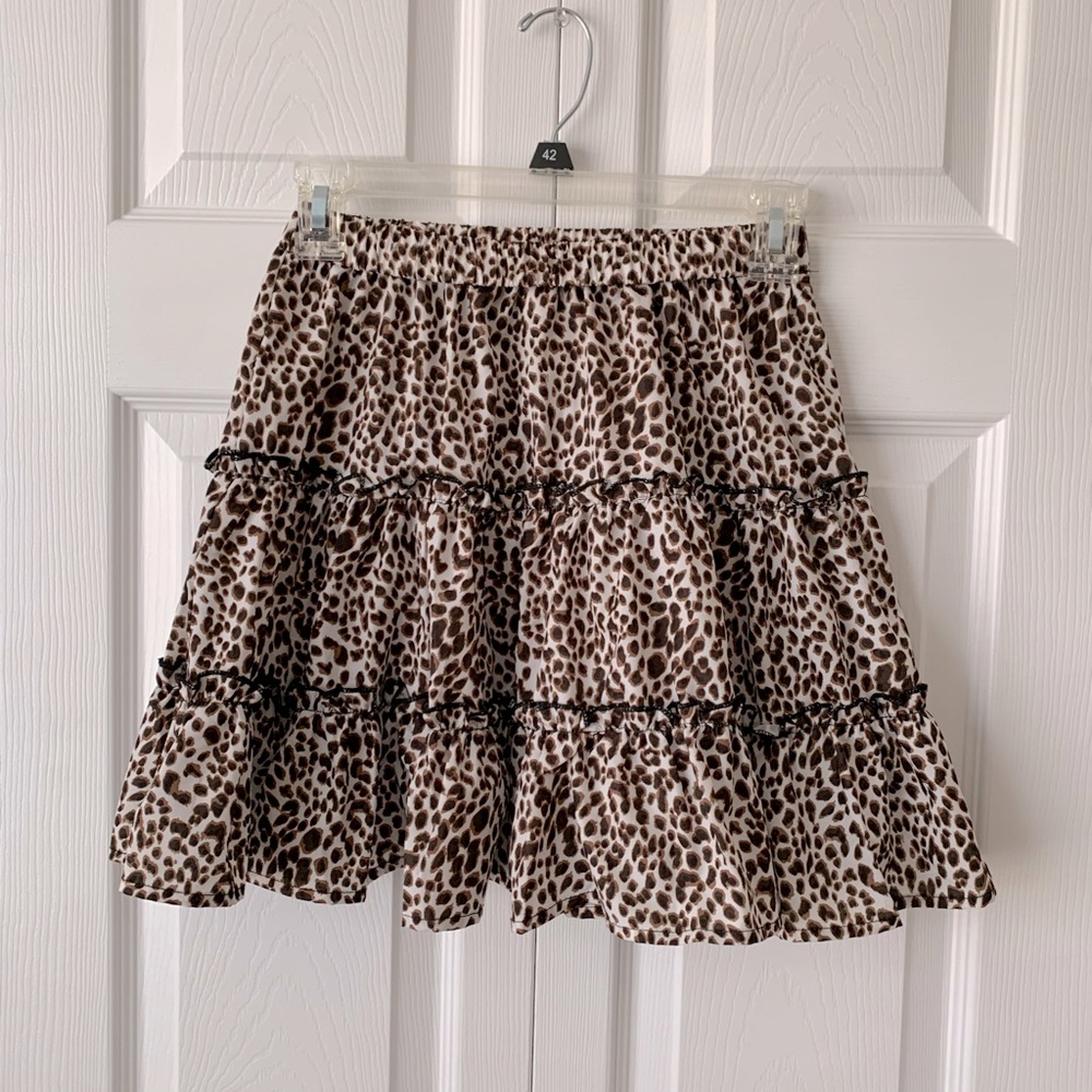Animal print ruffle skirt size small